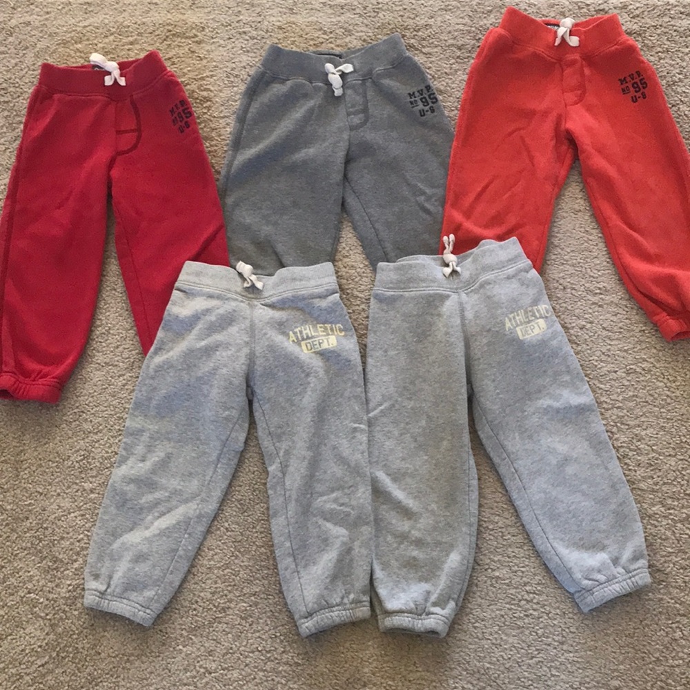 Carter’s and Oshkosh boys sweatpants lot 2T
